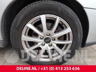 Volvo V-70 V70 (SW), Combi, 1999 / 2008 2.4 20V 140 picture 33