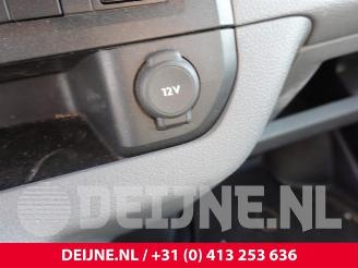 Peugeot Expert Expert (V1/VA/VB/VE/VF/VT/VY), Van, 2016 2.0 Blue HDi 120 16V picture 30