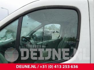 Opel Vivaro Vivaro, Van, 2000 / 2014 1.9 DTI 16V picture 16