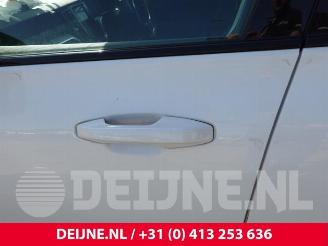 Volvo V-60 V60 Cross Country II (ZZ), Combi, 2018 2.0 B5 16V Mild Hybrid Geartronic AWD picture 15