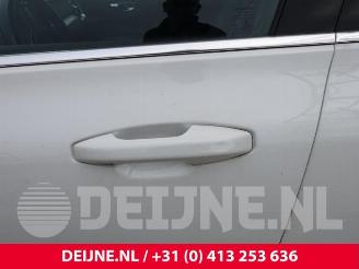 Volvo V-60 V60 II (ZW), Combi, 2018 2.0 B5 16V Mild Hybrid Geartronic picture 13