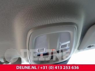 Volvo V-60 V60 II (ZW), Combi, 2018 2.0 B5 16V Mild Hybrid Geartronic picture 20