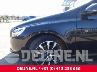 Volvo V-40 V40 (MV), Hatchback 5-drs, 2012 / 2019 2.0 T3 16V picture 9
