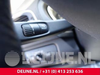 Volvo V-40 V40 (MV), Hatchback 5-drs, 2012 / 2019 2.0 T3 16V picture 23
