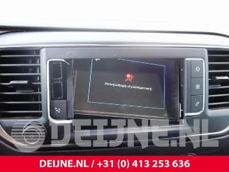 Peugeot Expert Expert (V1/VA/VB/VE/VF/VT/VY), Van, 2016 2.0 Blue HDi 180 16V picture 15