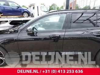 Volvo V-60 V60 II (ZW), Combi, 2018 2.0 T6 16V Plug-in Hybrid AWD picture 16