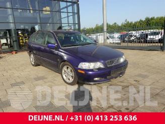 škoda osobní automobily Volvo V-40 V40 (VW), Combi, 1995 / 2004 2.0 16V Turbo 2004/1