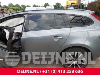 Volvo V-60 V60 I (FW/GW), Combi, 2010 / 2018 1.5 T2 16V Autom. picture 31