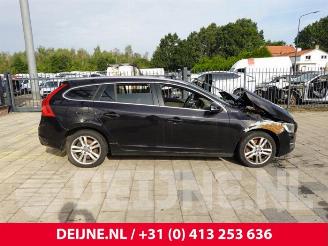 Volvo V-60 V60 I (FW/GW), Combi, 2010 / 2018 2.4 D6 20V Plug-in Hybrid AWD picture 8