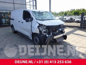 Auto da rottamare Peugeot Expert Expert (V1/VA/VB/VE/VF/VT/VY), Van, 2016 e-Expert 2025/11