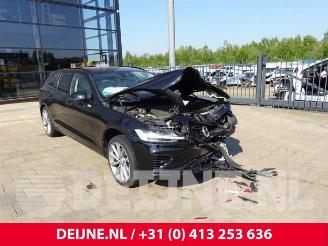 demontáž osobní automobily Volvo V-60 V60 II (ZW), Combi, 2018 2.0 T6 16V Twin Engine 2020/7