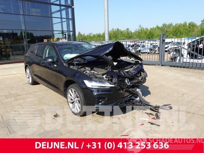 Volvo V-60 V60 II (ZW), Combi, 2018 2.0 T6 16V Twin Engine