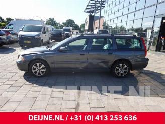 Volvo V-70 V70 (SW), Combi, 1999 / 2008 2.4 D 20V picture 4