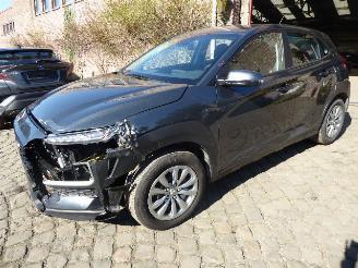 uszkodzony Hyundai Kona Advantage