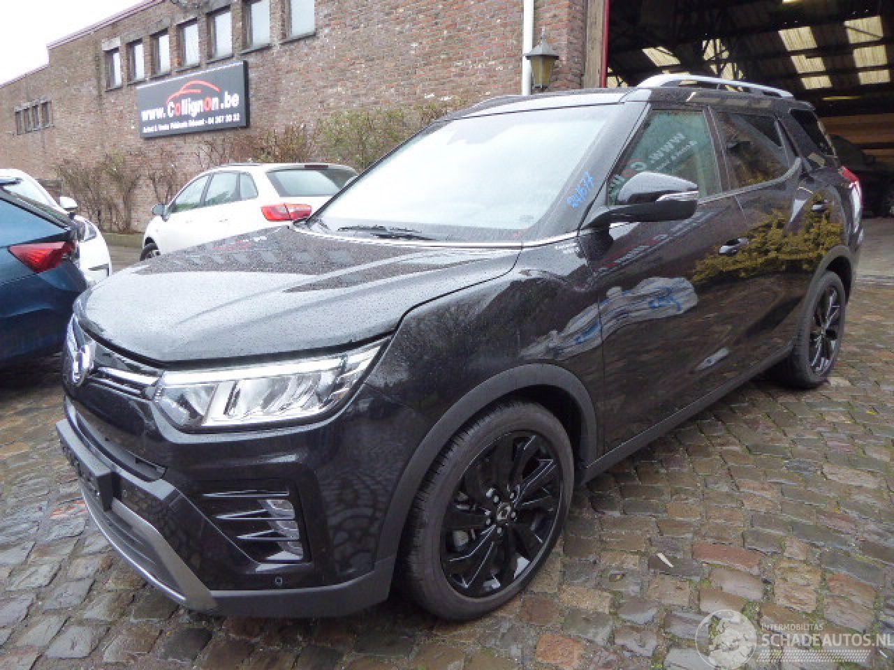 Ssang yong Tivoli XLV