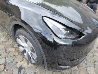 Tesla Model Y  picture 5