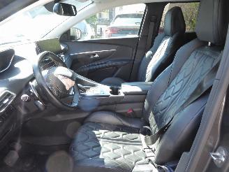 Peugeot 5008 Allure picture 9