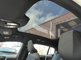 Volvo C-40 Core Recharge Pure Electric 2WD picture 13