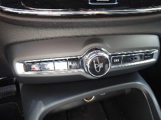 Volvo C-40 Core Recharge Pure Electric 2WD picture 22