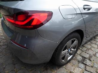 BMW 1-serie 116 d Advantage picture 7