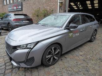 Voiture accidenté Peugeot 308 SW Allure 2022/5