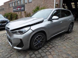 damaged passenger cars BMW iX1 20 eDrive M Sport 2024/10