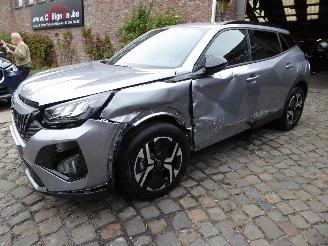 Schadeauto Peugeot 2008 e- Allure 2025/3