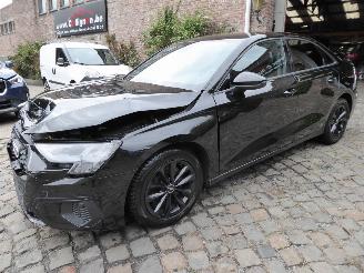 Schadeauto Audi A3 30 TFSI 2021/2