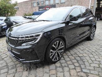 krockskadad bil auto Renault Austral Iconic 2023/3