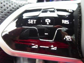 Volkswagen Tiguan R-Line eHybrid picture 19