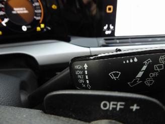 Volkswagen Golf VIII Lim. Life eTSI picture 19