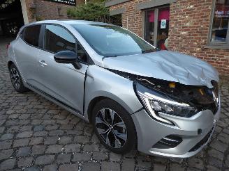 Renault Clio V Evolution picture 3