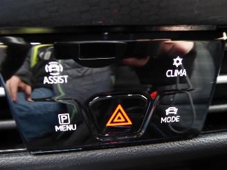 Volkswagen Golf GTD picture 21