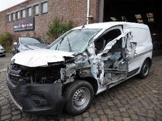Coche accidentado Renault Kangoo III Rapid Advance 2023/1
