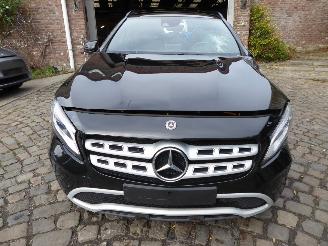 Mercedes GLA 200D picture 3