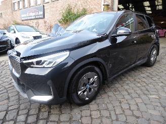 uszkodzony samochody osobowe BMW iX1 20 eDrive 2023/12