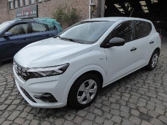 Auto incidentate Dacia Sandero Essential 2023/11