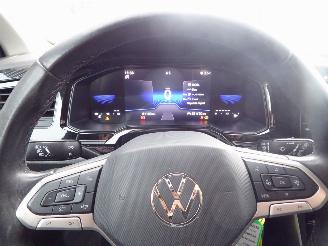 Volkswagen Polo Life picture 11