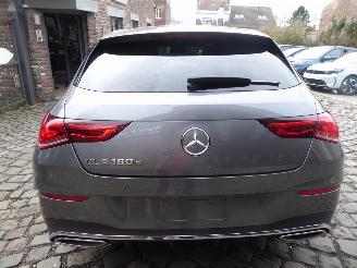 Mercedes Cla-klasse Shooting Brake CLA 180 d AMG Line picture 7
