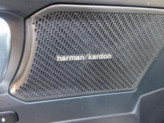 Volvo XC40 Plus Dark Recharge Plug-In Hybrid 2WD picture 12