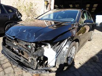 Volkswagen Golf  picture 2