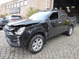 Damaged car Isuzu D-Max Double Cab LSX 2024/6