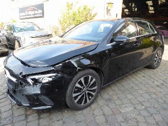 skadebil auto Mercedes A-klasse 250 e Advanced 2022/12