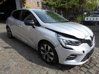 Renault Clio V Evolution picture 3