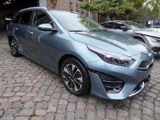 Kia Cee d SW Hybrid PHEV picture 3