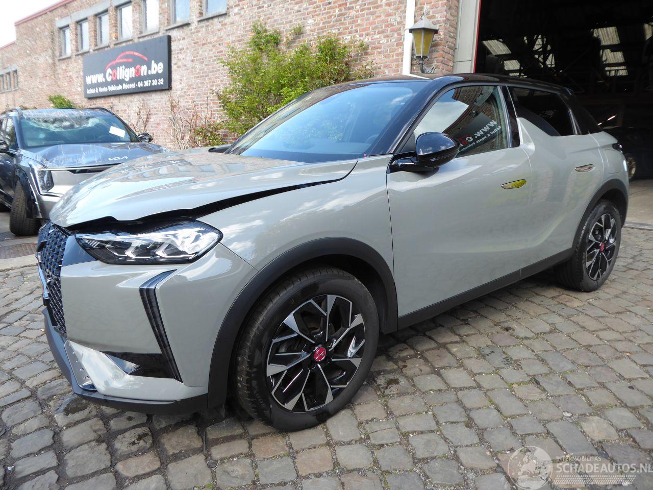 DS Automobiles DS 3 Crossback DS 3 Performance Line +