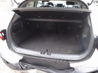 Kia Stonic  picture 8