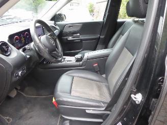 Mercedes GLB 200 picture 9