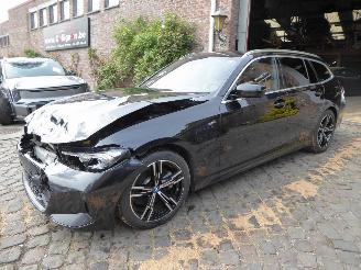 Damaged car BMW 3-serie Touring 320 e M Sport 2023/8
