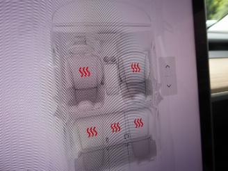 Tesla Model Y  picture 22